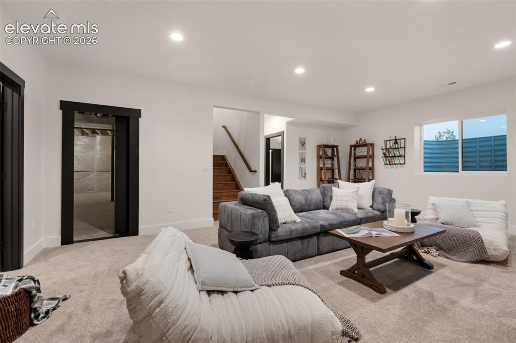Image 20 of 29: Family Room