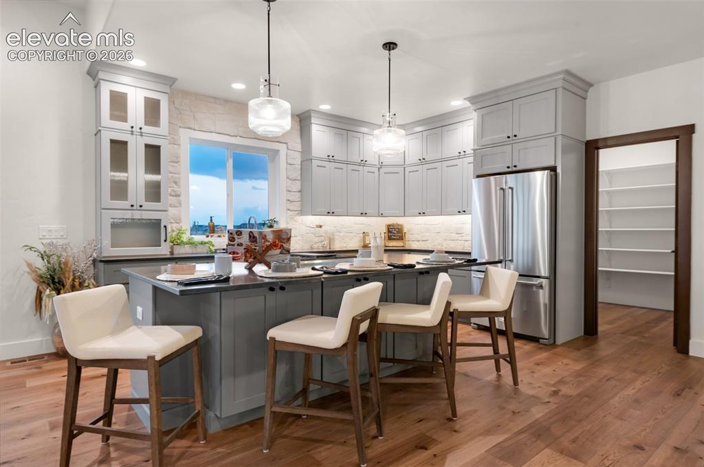 Image 6 of 29: Kitchen