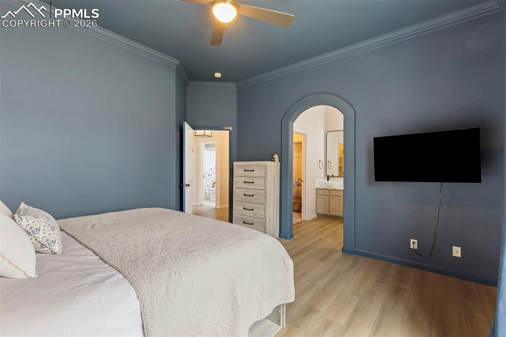 Image 37 of 45: Master Bedroom