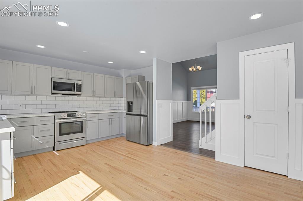 Image 9 of 38: Kitchen