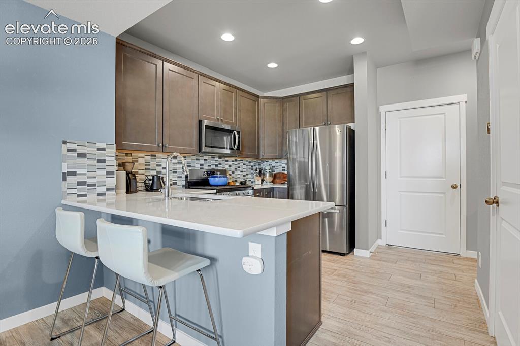 Image 12 of 26: Kitchen