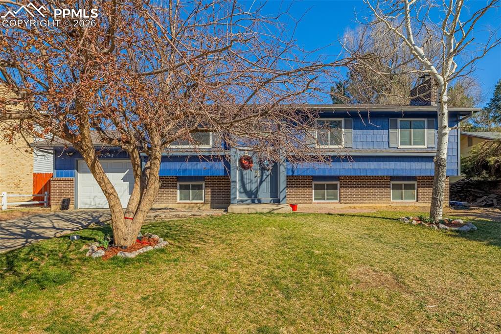 Image 2 of 45: Front of Structure