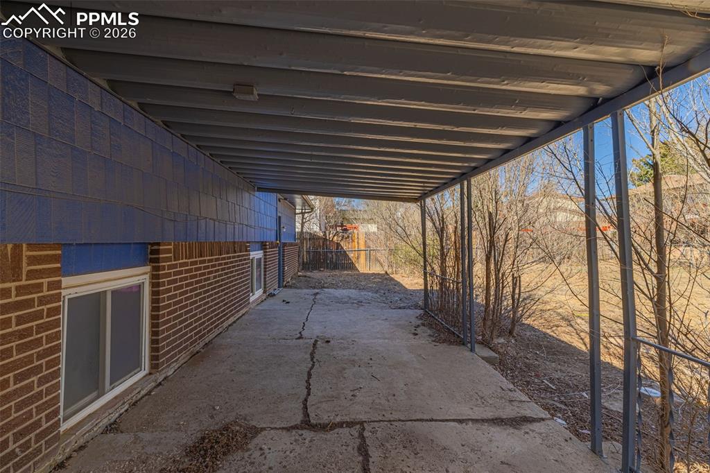 Image 34 of 45: Patio