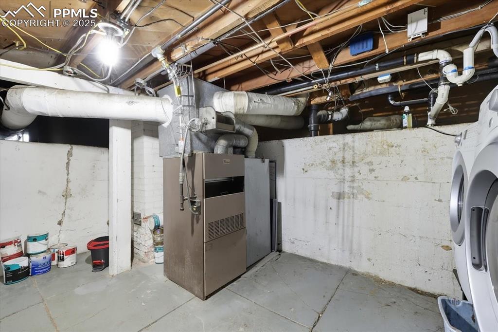 Image 20 of 48: Storage in the basement.