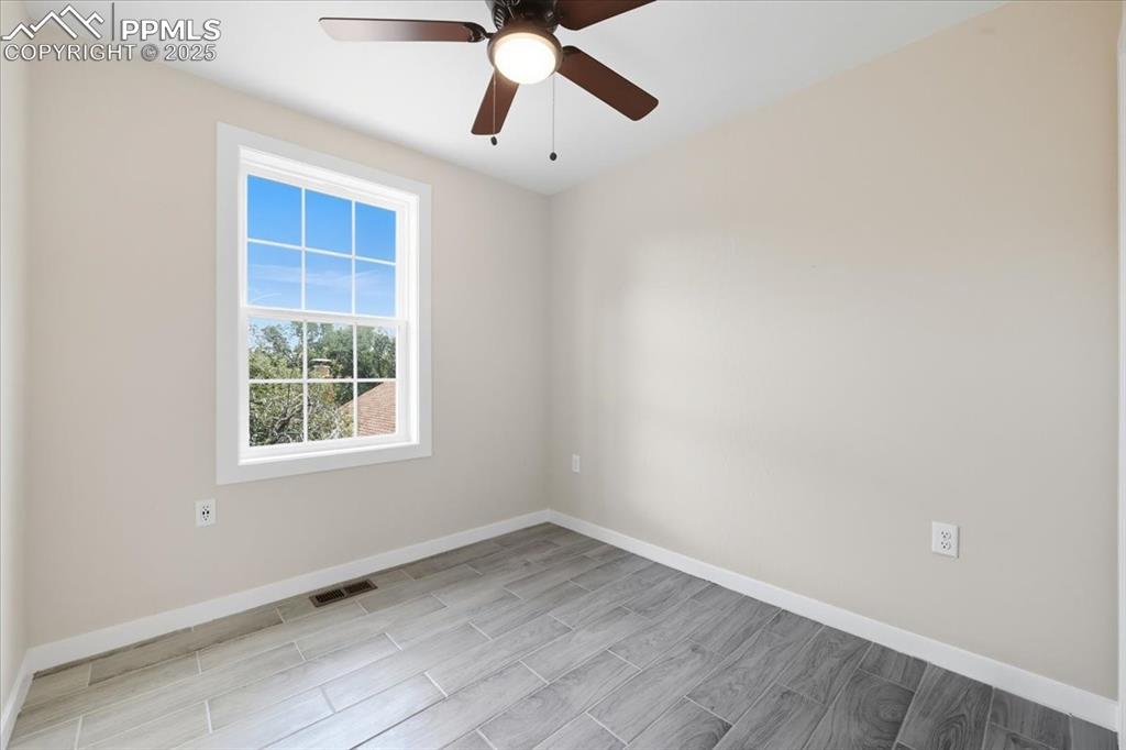 Image 34 of 48: Primary bedroom.