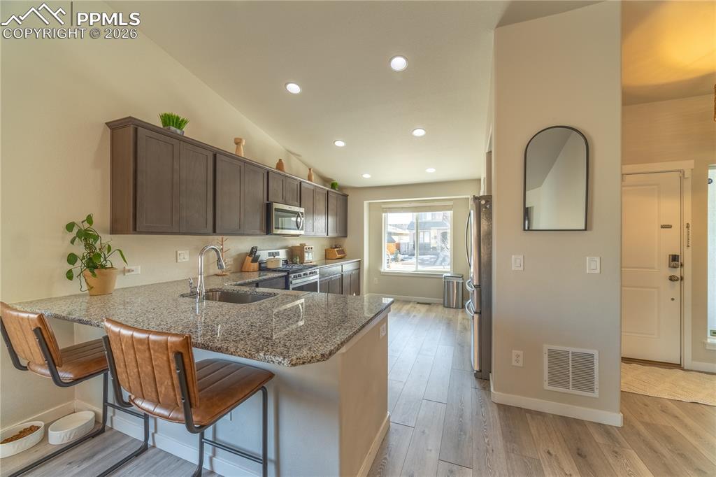 Image 3 of 34: Kitchen