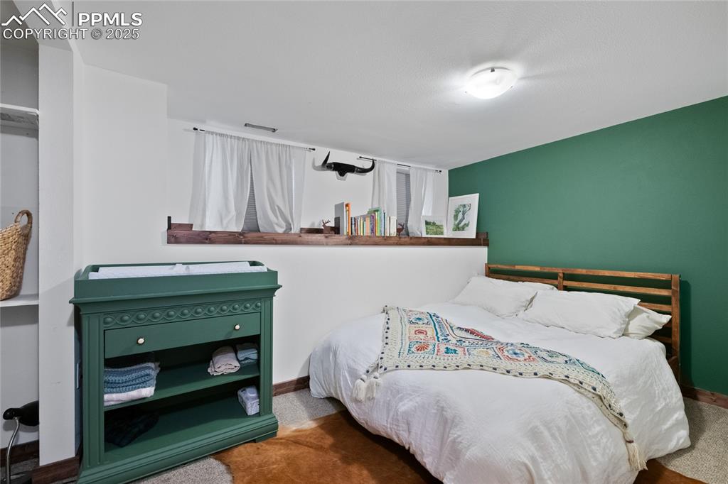 Image 12 of 43: Bedroom