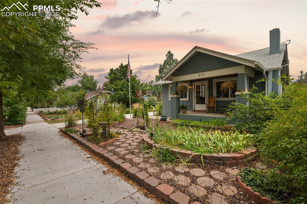 Image 2 of 43: Back of Structure