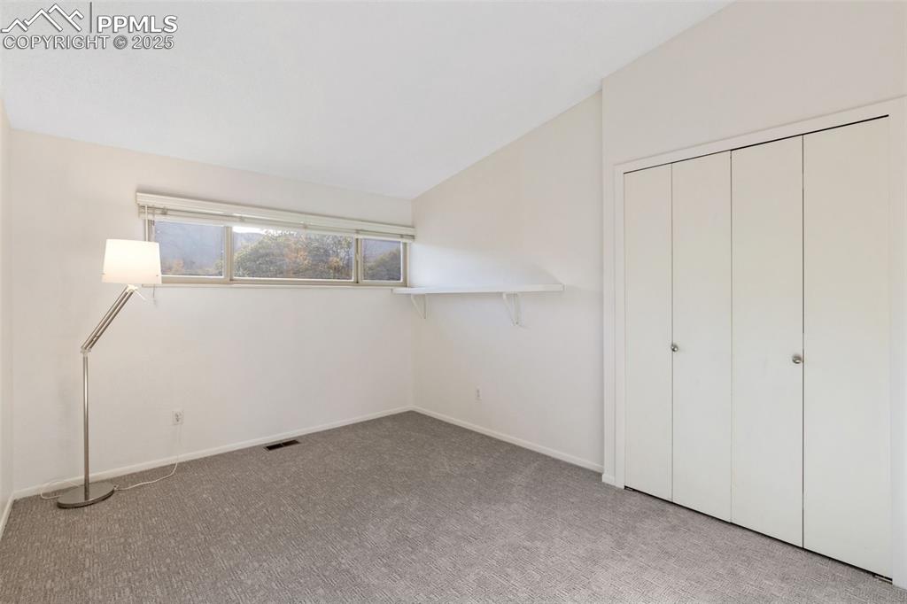 Image 27 of 48: Bedroom