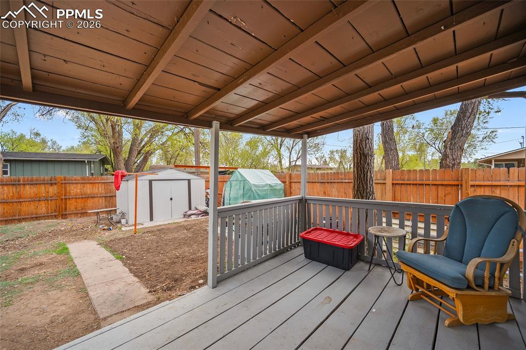 Image 24 of 37: Deck