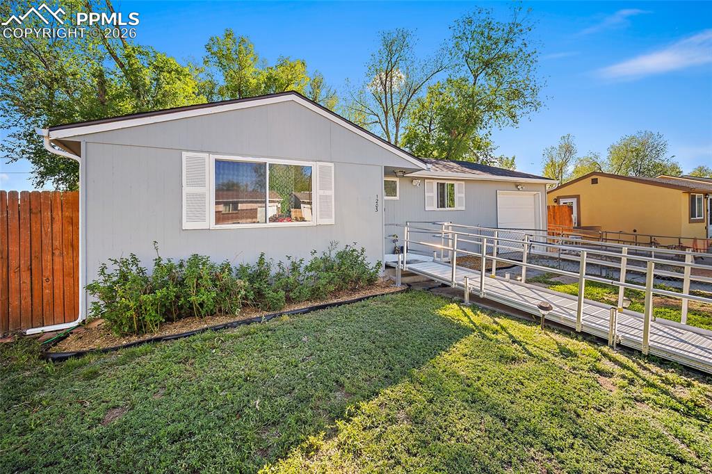 Image 4 of 37: Front of Structure