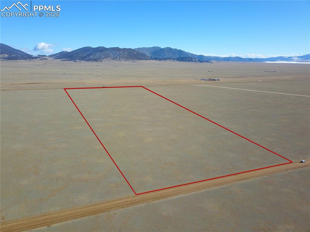 Image 3 of 16: Property Lines are Approximate and not a survey