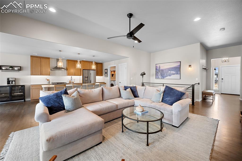 Image 14 of 50: Living Room