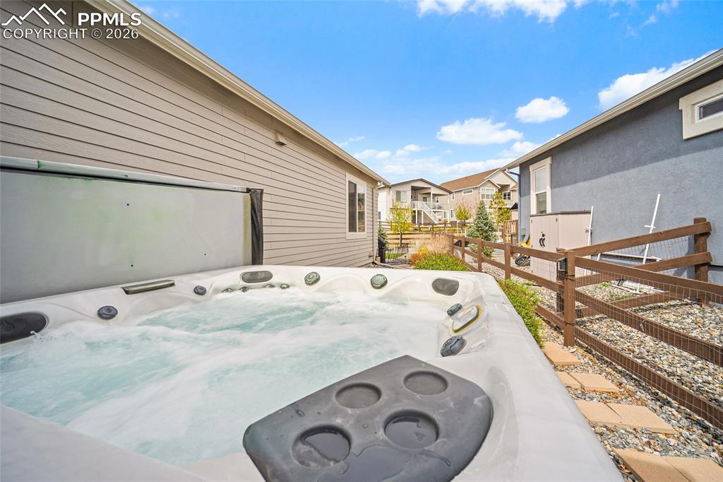 Image 40 of 50: Patio