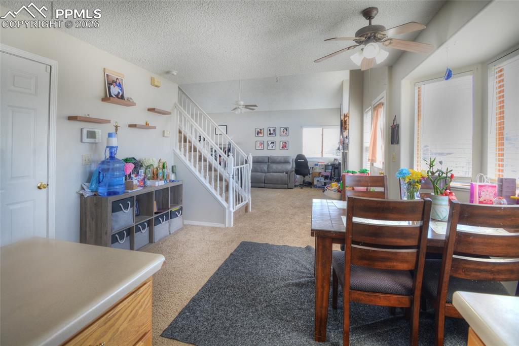 Image 5 of 16: Dining Area