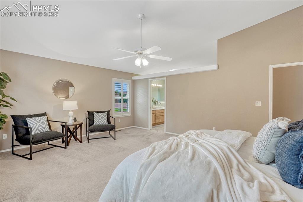 Image 22 of 38: ...and plenty of room for sitting space. Imagine relaxing here!