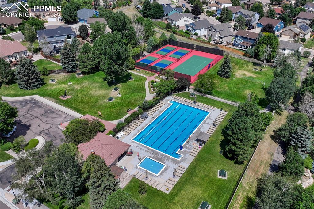 Image 34 of 38: Access to the beautiful Norwood Recreation Center just a couple minutes