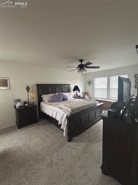 Image 18 of 30: Bedroom