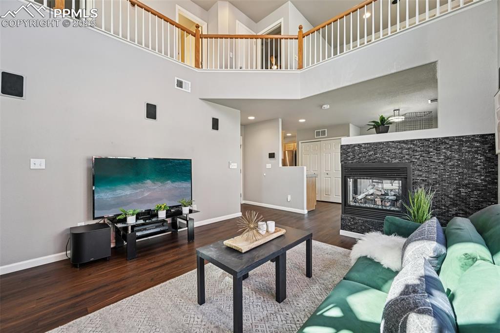 Image 3 of 38: Living Room