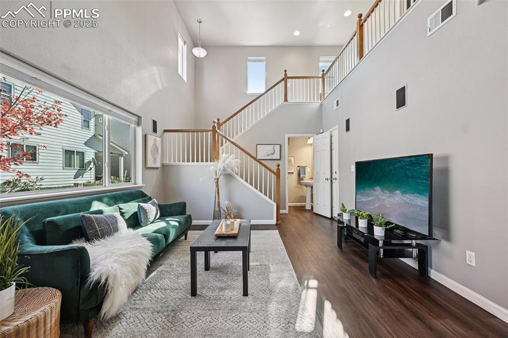 Image 4 of 38: Living Room