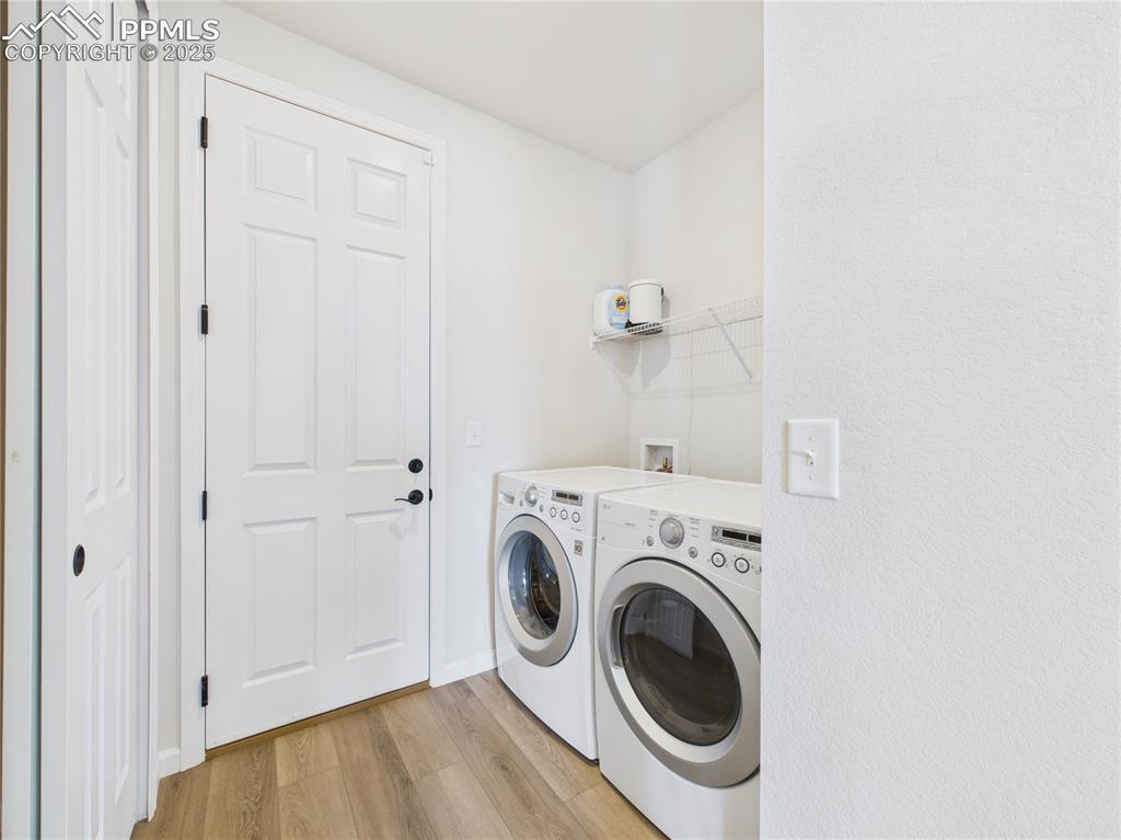 Image 25 of 48: Laundry