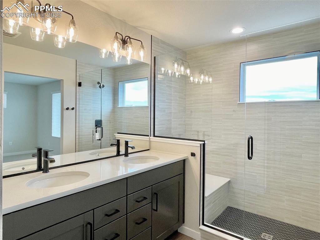 Image 16 of 25: Master Bathroom