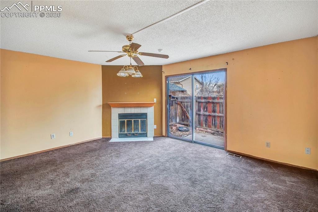 Image 14 of 28: Living Room