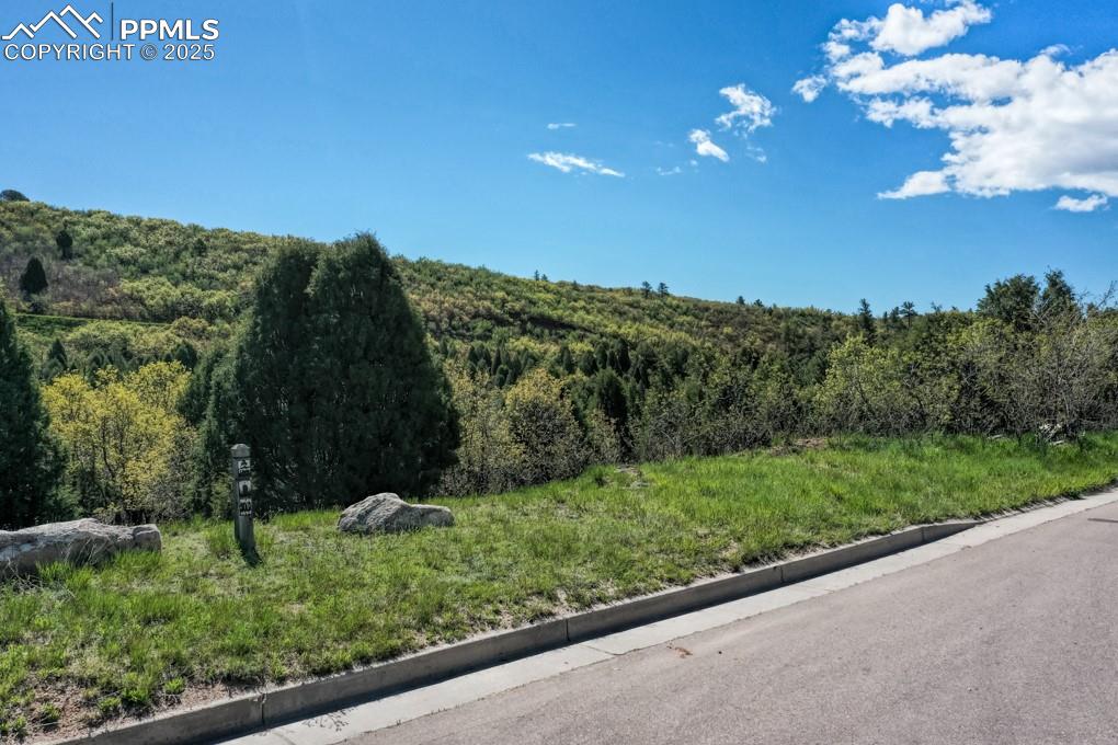 Image 11 of 21: The perfect mountain escape