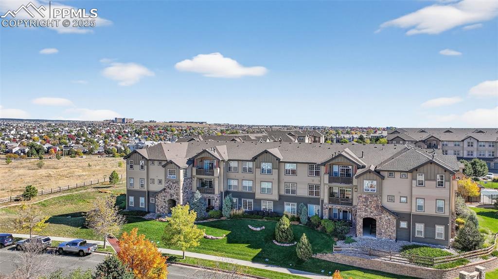 Image 23 of 25: Aerial view of residential area