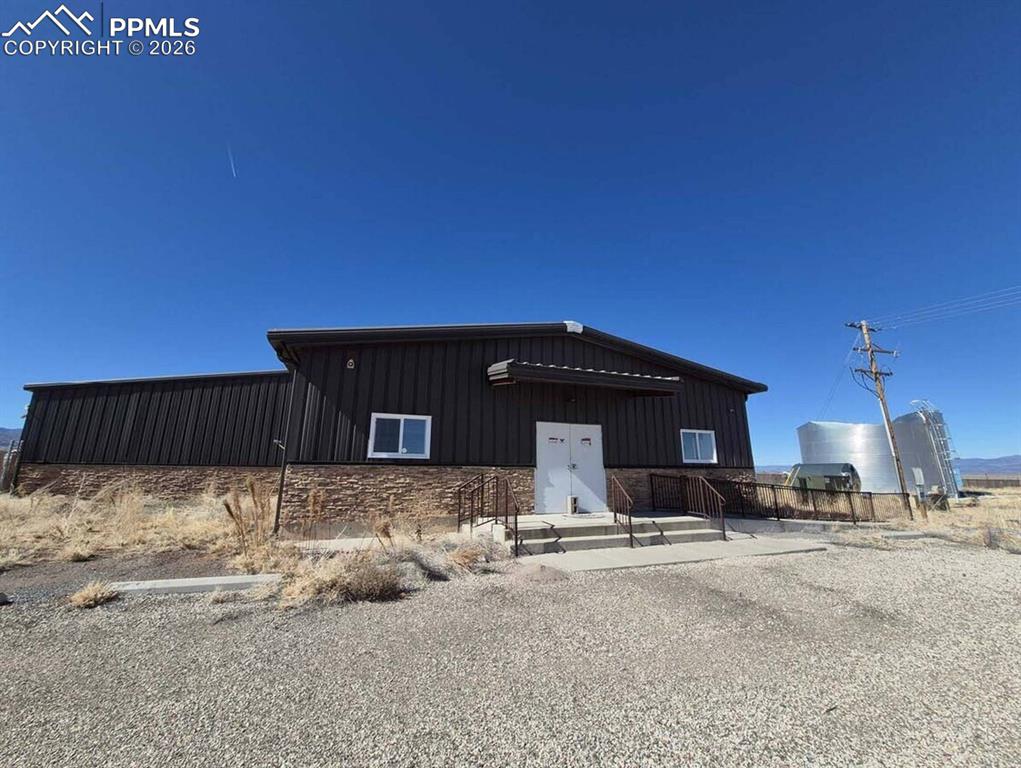 Image 8 of 11: Front of Structure