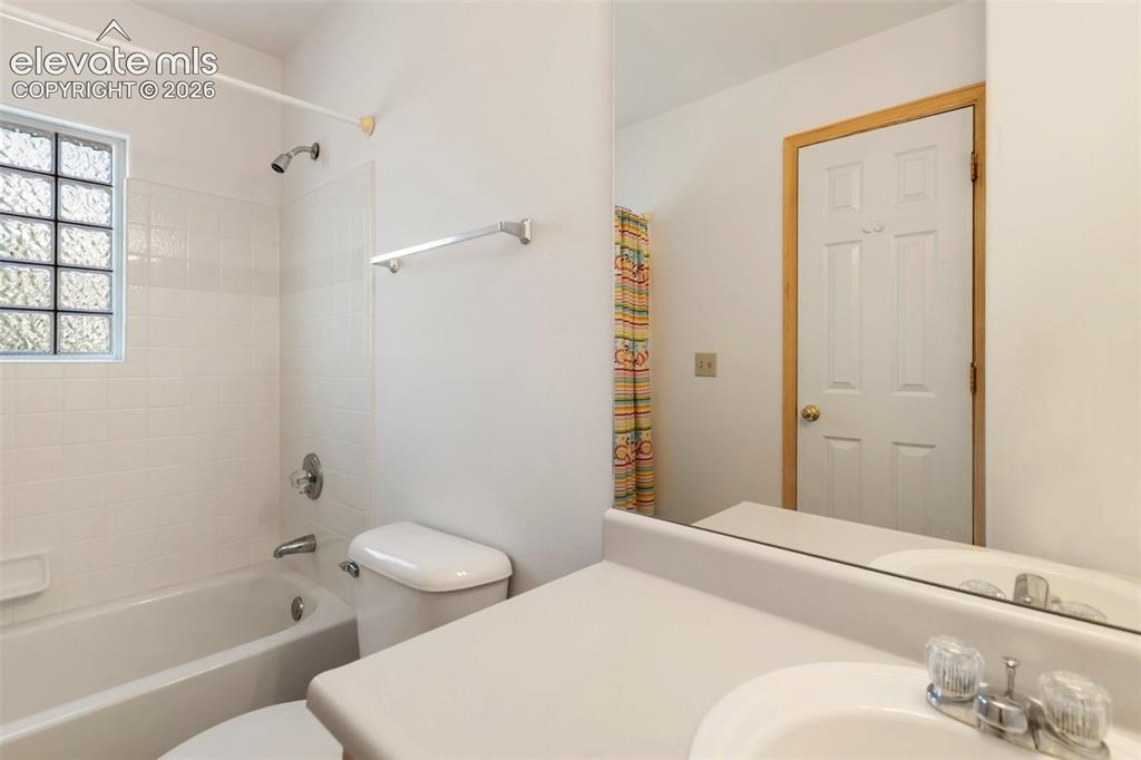 Image 23 of 45: Full Bath - Upper Level 