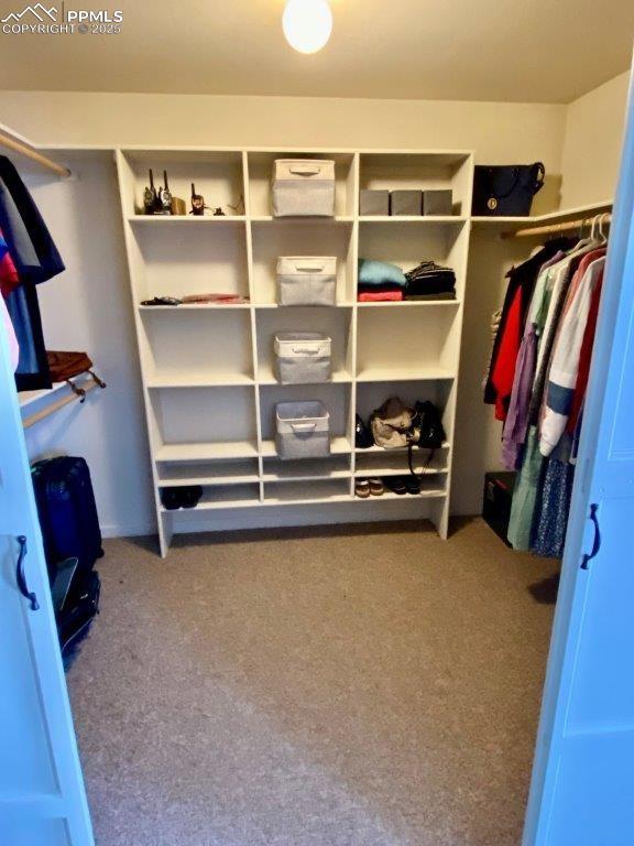 Image 8 of 16: Closet