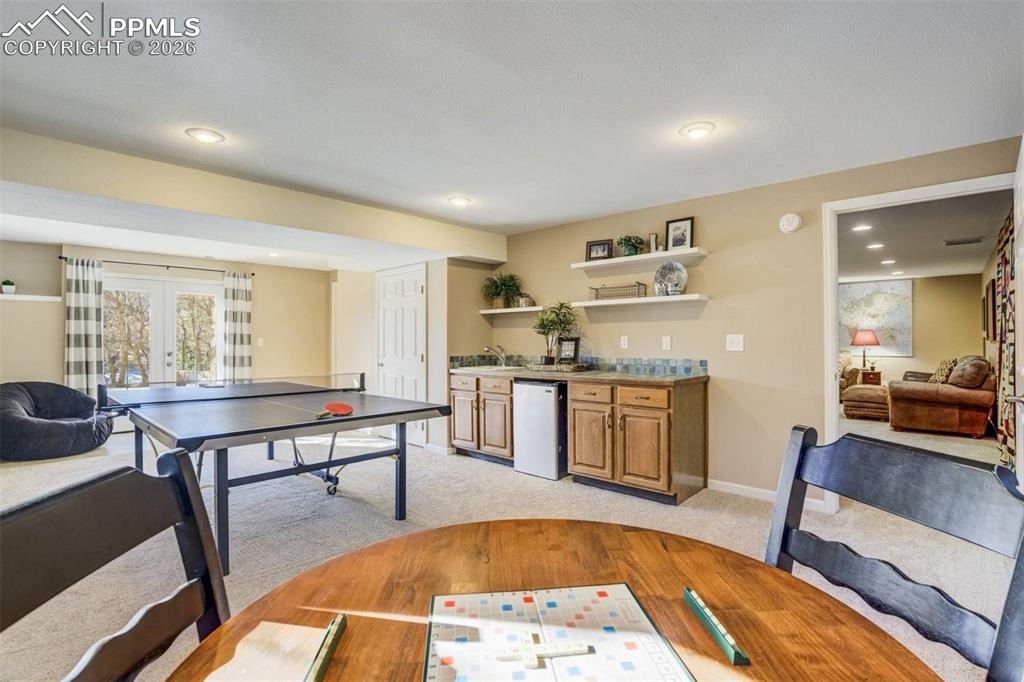 Image 32 of 36: Game Room