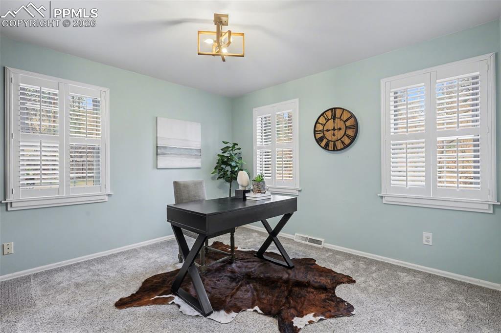 Image 13 of 44: Office