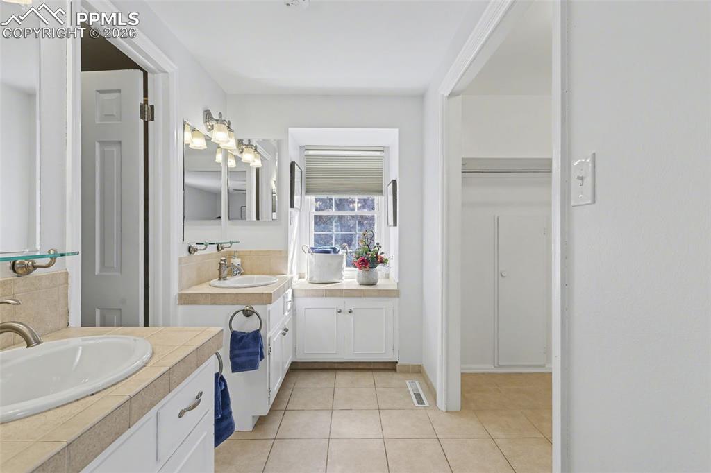 Image 20 of 44: Master Bathroom