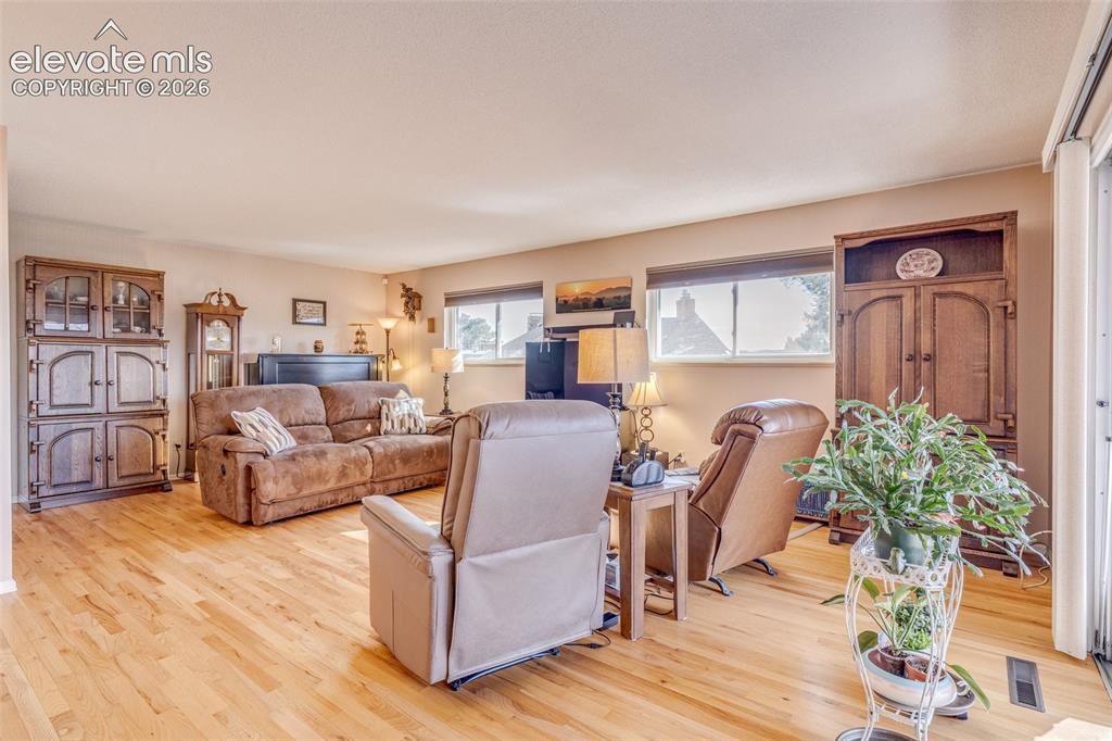 Image 16 of 43: Living Room