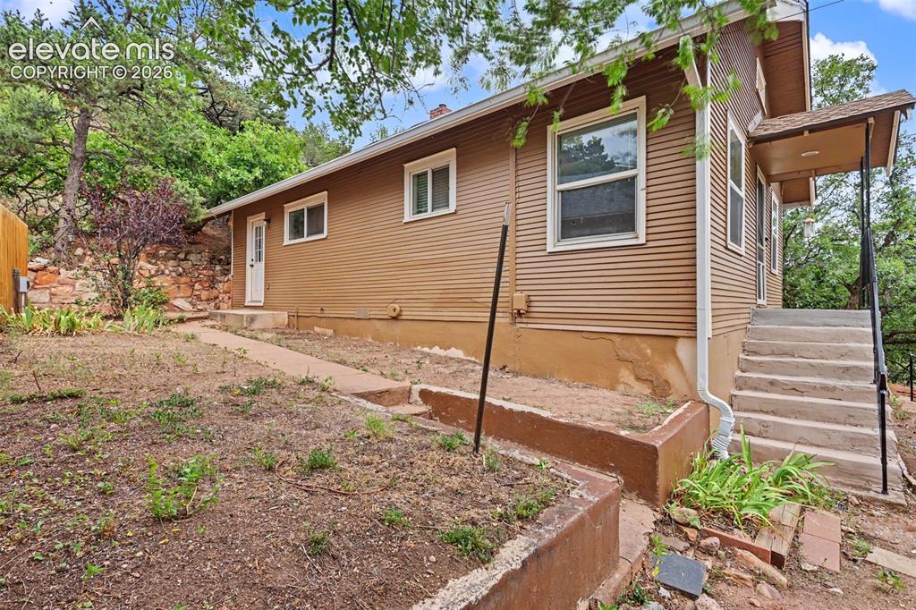 Image 18 of 18: Side of Structure