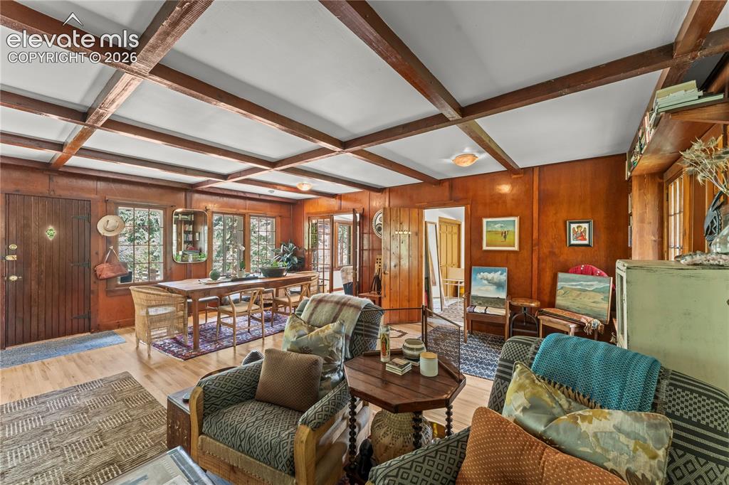 Image 11 of 39: Living Room