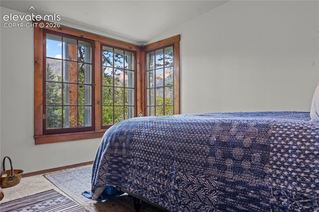 Image 15 of 39: Bedroom
