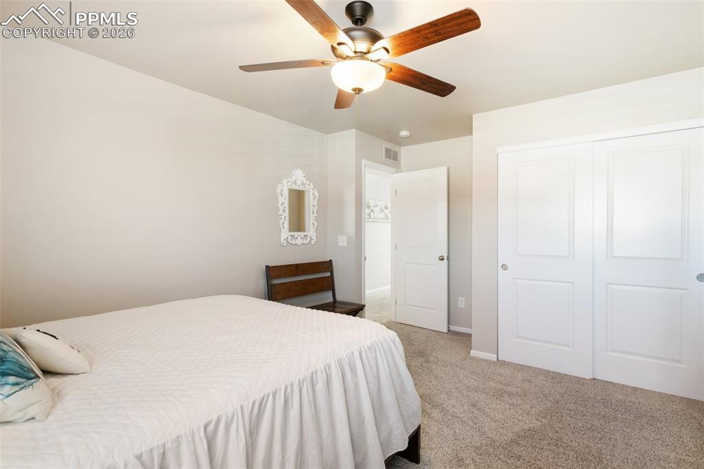 Image 30 of 46: Bedroom