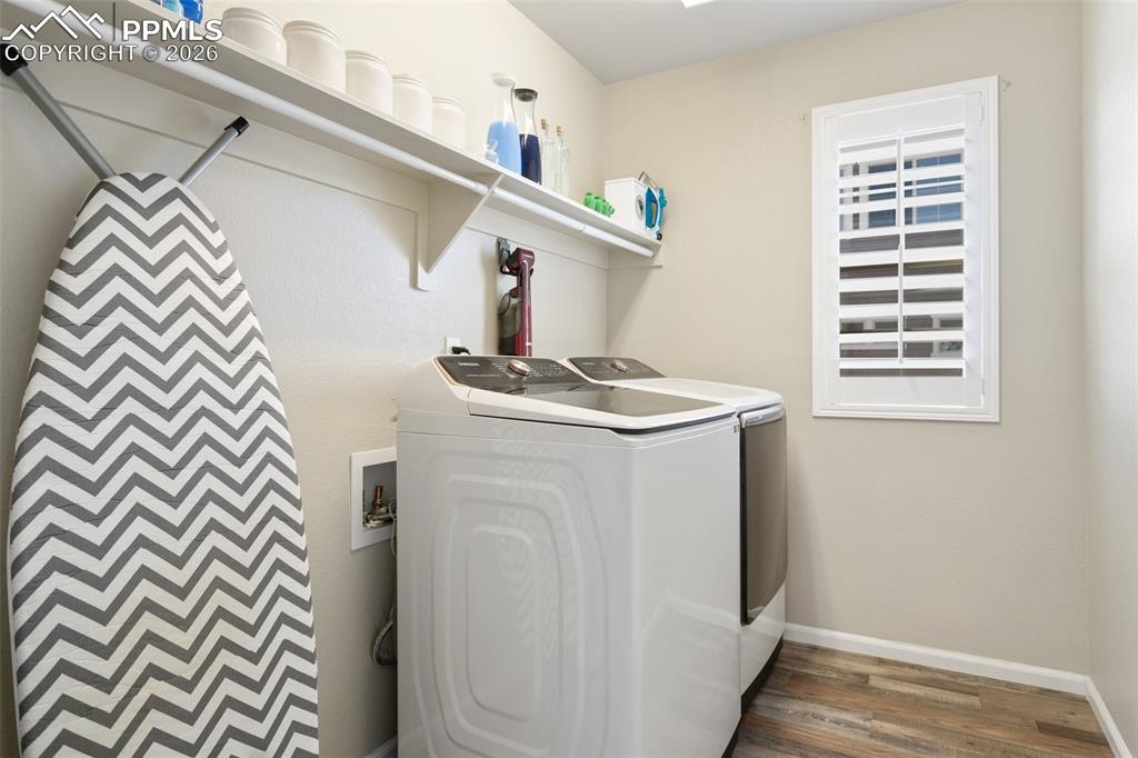 Image 33 of 46: Laundry