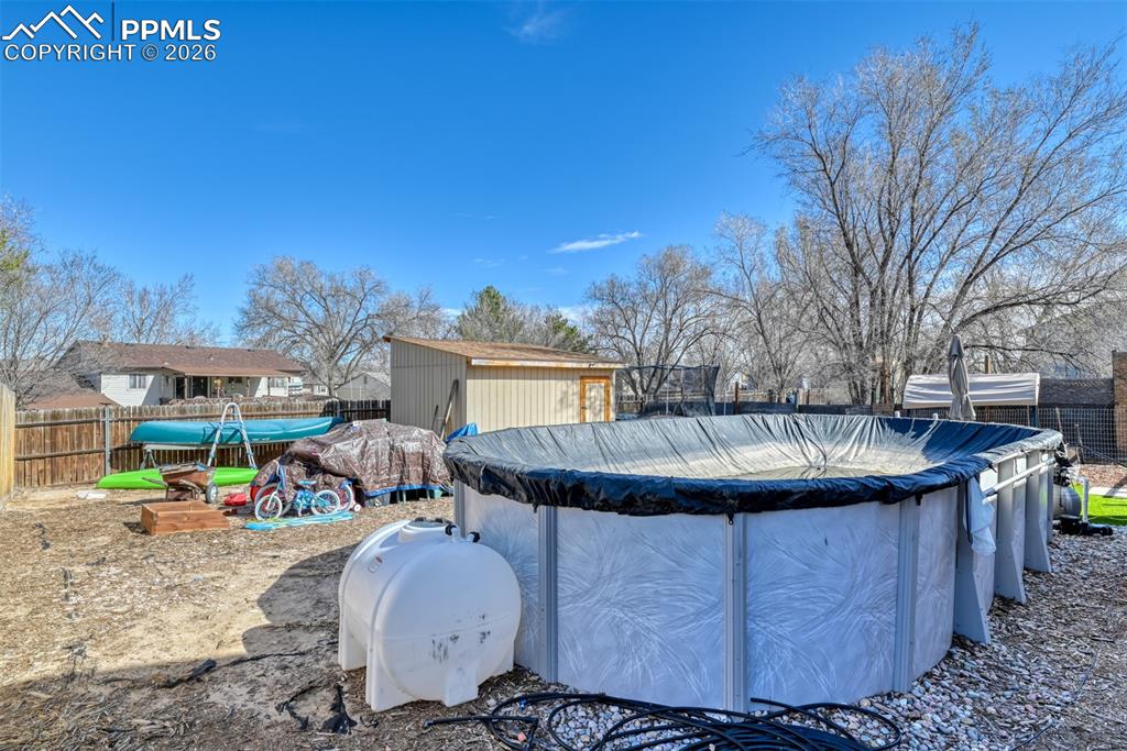 Image 11 of 43: Pool