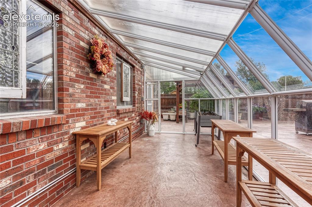 Image 31 of 40: Sun Room