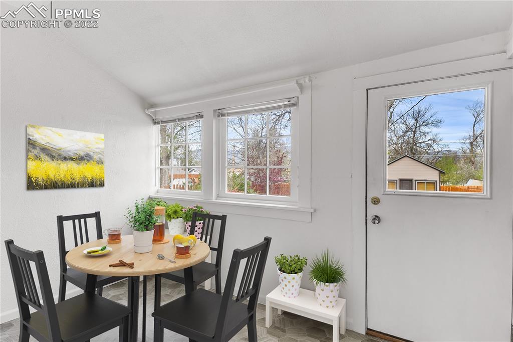 Listing 6860752, Image 32 of 49