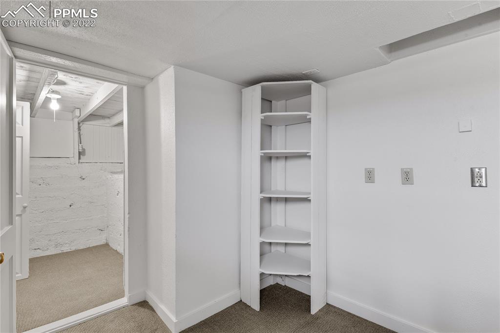 Listing 6860752, Image 38 of 49