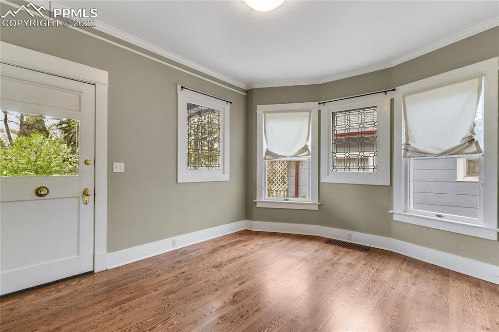 Listing 6860752, Image 4 of 49