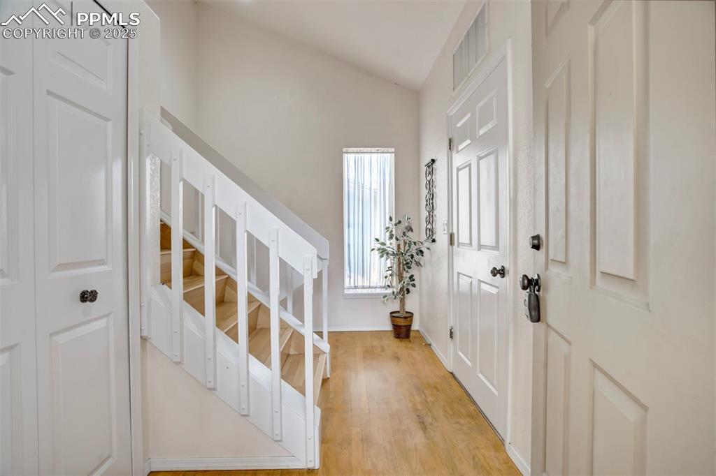 Image 29 of 39: Entry