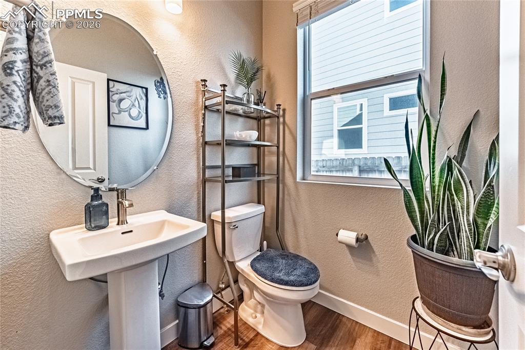 Image 12 of 38: Bathroom