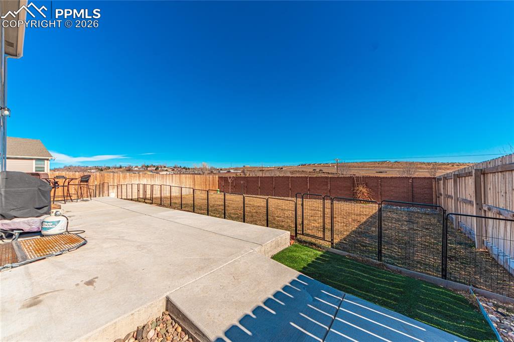 Image 36 of 38: Patio