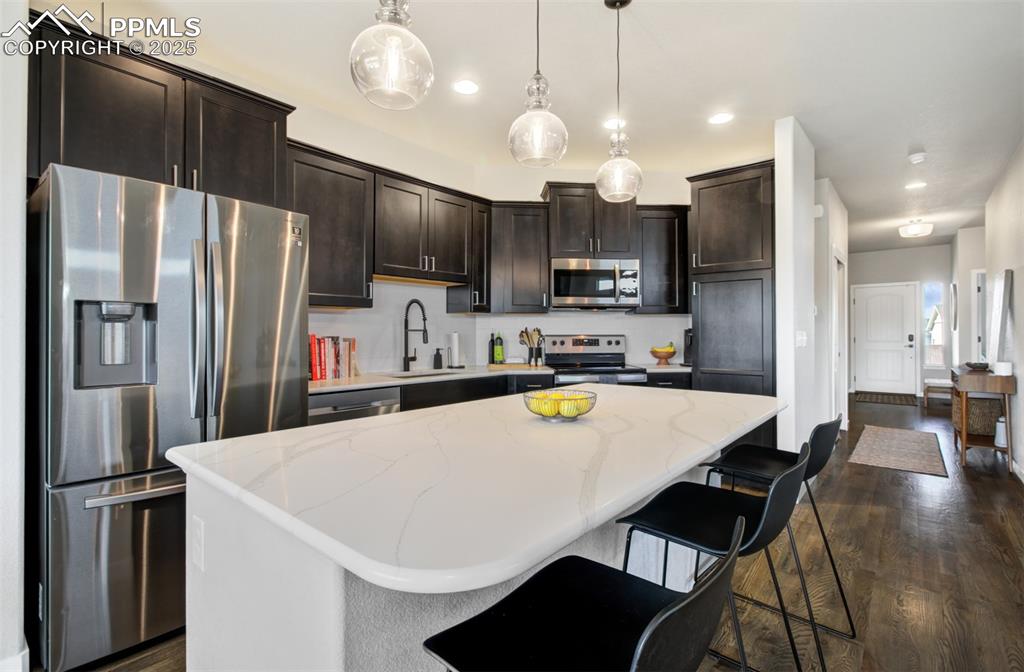 Image 11 of 38: Kitchen